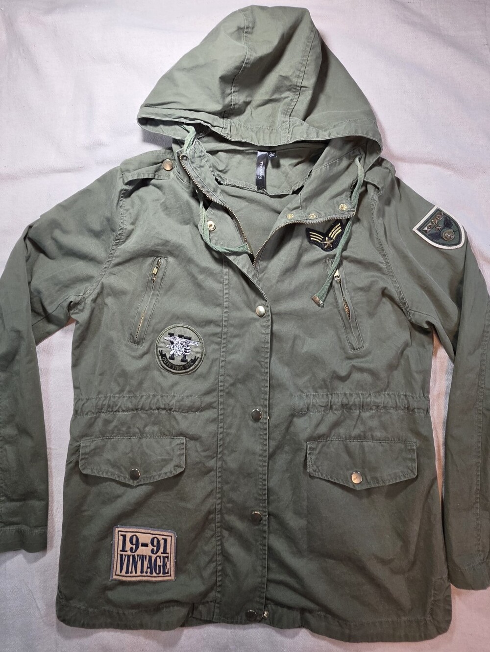The Story Olive Green Women's Hooded Utility/Field Jacket with Patch Details